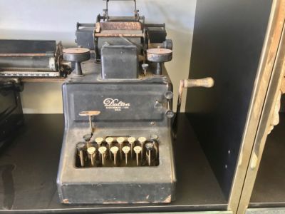 A vintage Dalton adding machine is one piece in Barbara Beck’s growing collection of artifacts from the Roswell Daily Record’s early years. A vintage Dalton adding machine is one piece in Barbara Beck’s growing collection of artifacts from the Roswell Daily Record’s early years.